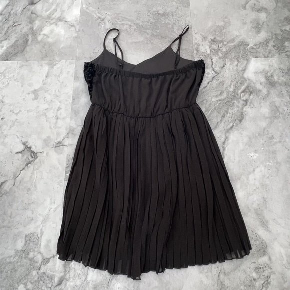NWT En Creme Black Pleated Velour Chiffon Dress Size Small S - Picture 3 of 6